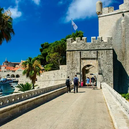 Διαμέρισμα Ivona