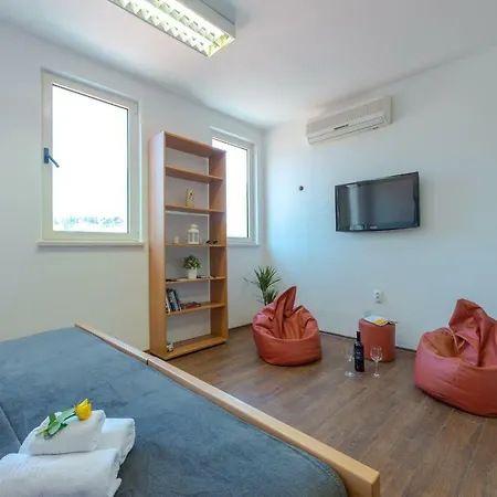 Διαμέρισμα Ivona